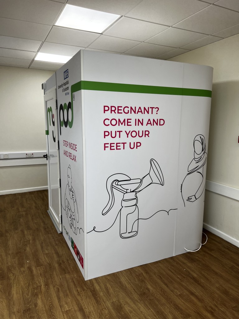 MumPod® Macro. Pregnant. Lactation Pod. Breastfeeding Pod. Nursing Room. Wellbeing Room. Working mother.